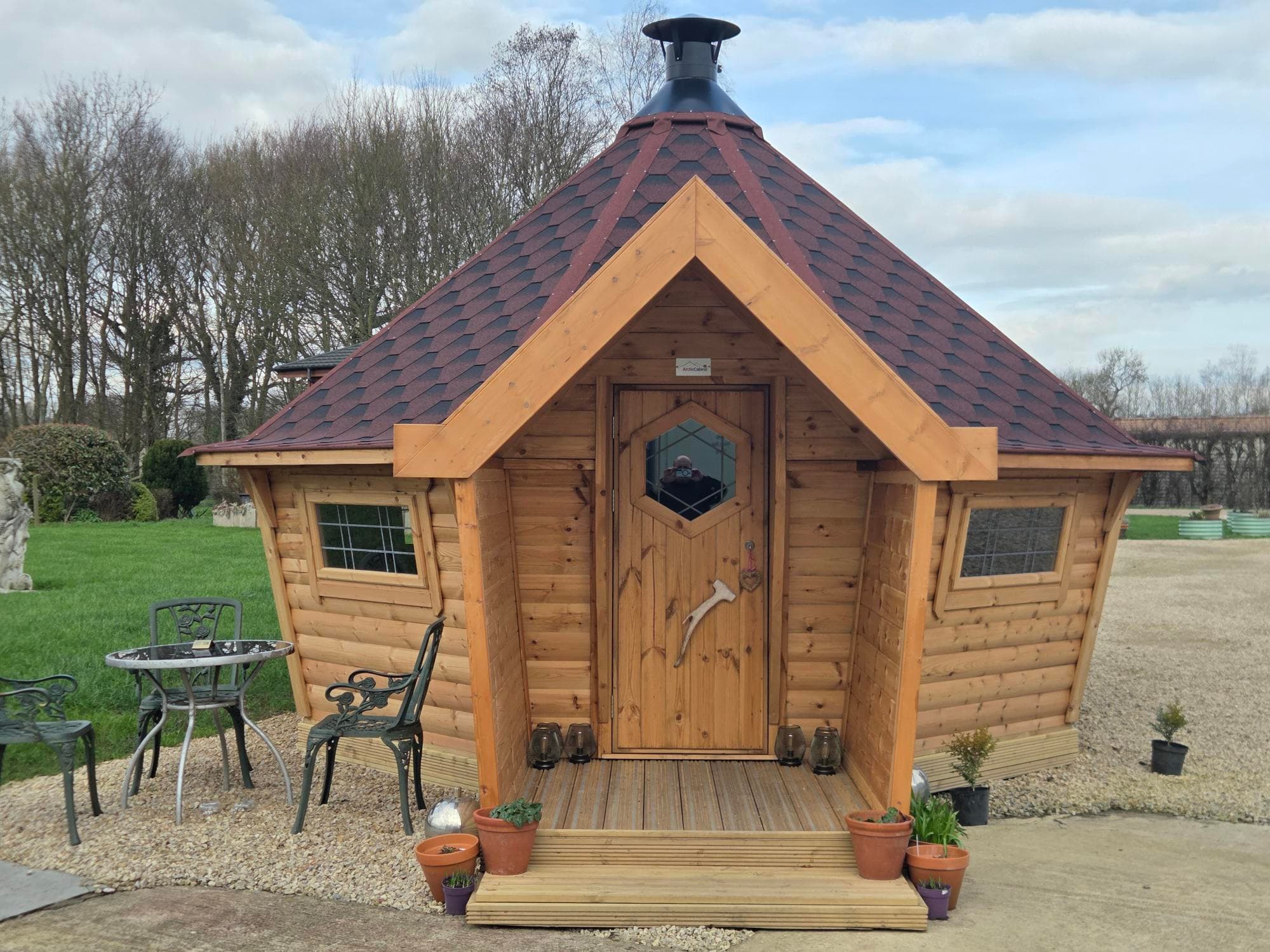 Glamping in the BBQ cabin