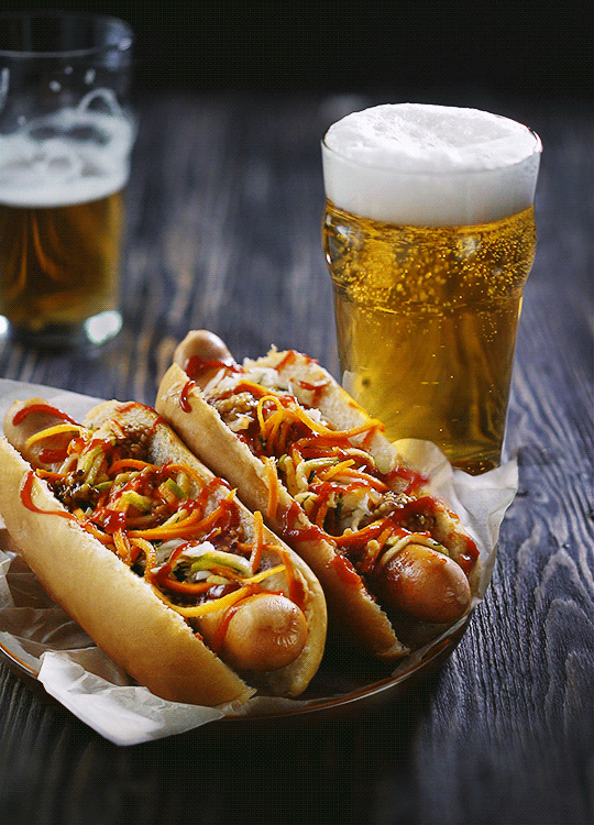 Beers & Bangers Night